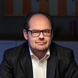 dr Adam Kozierkiewicz